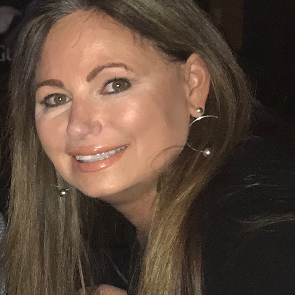 Meet your Posher, Nancy